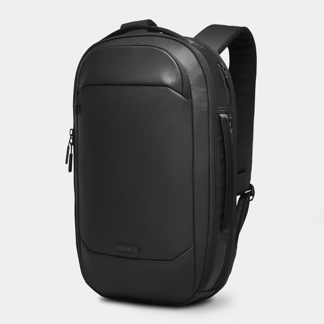 Gomatic Navigator RS Pack 15L Black Front View#color_black