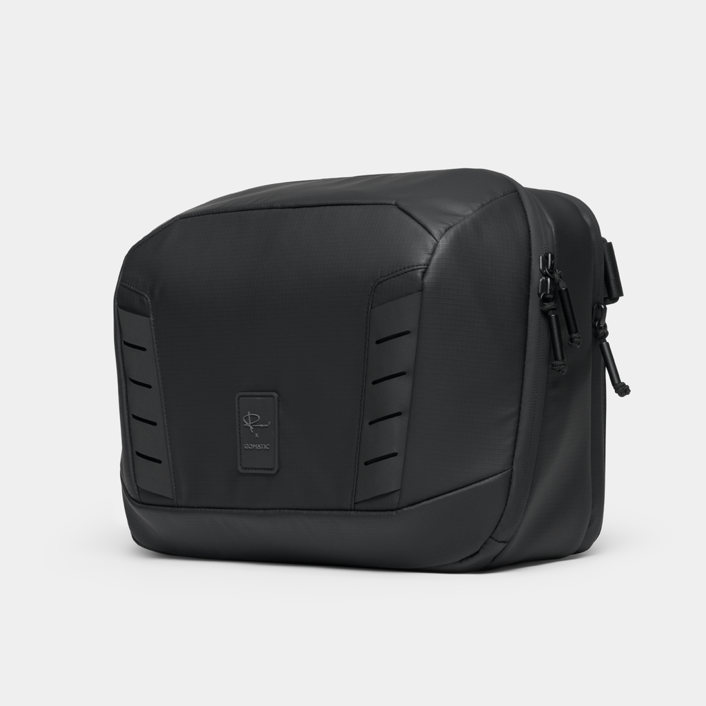 McKinnon Camera Messenger 13L – NOMATIC