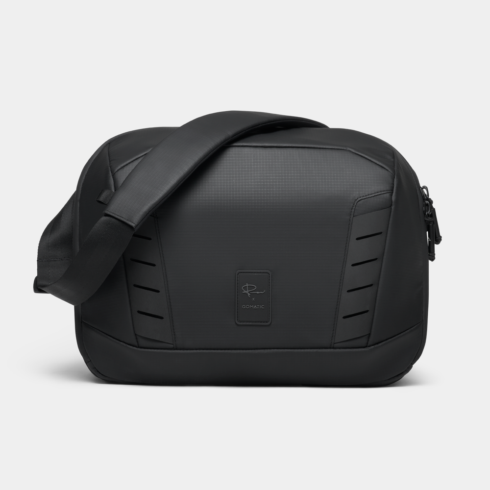 McKinnon Camera Messenger 13L